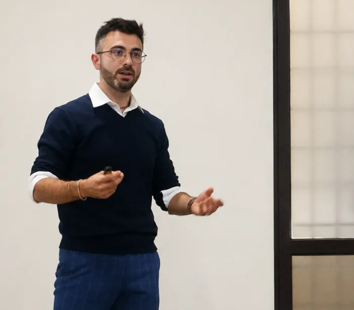 Gabriele Capra: Formazione